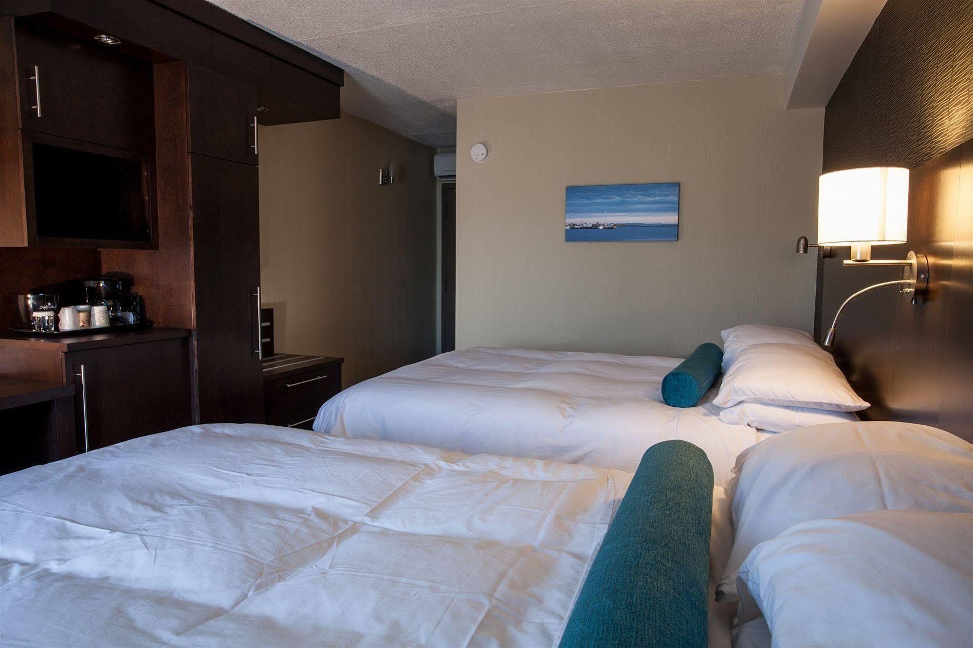 Auberge Madeli Cap-aux-Meules Екстериор снимка